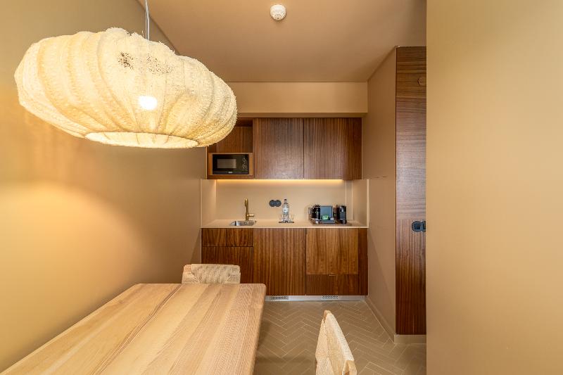 3HB Falesia Beach image