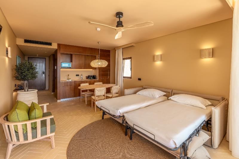 3HB Falesia Beach image