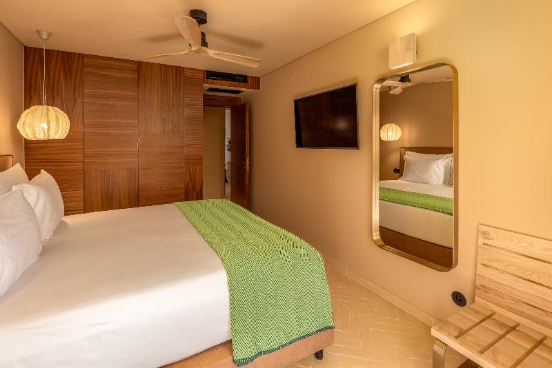 3HB Falesia Beach image