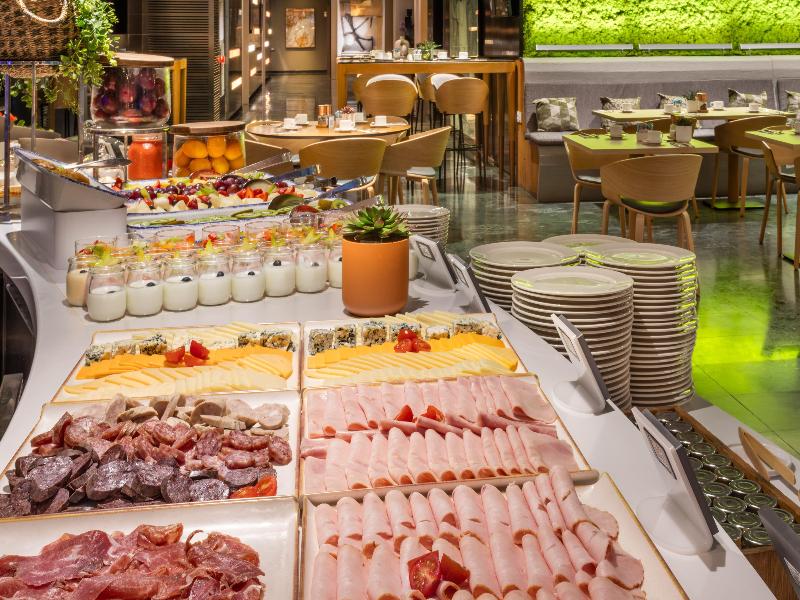 Melia Barcelona Sarria image