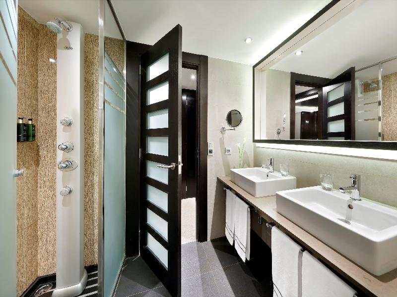 Melia Barcelona Sarria image