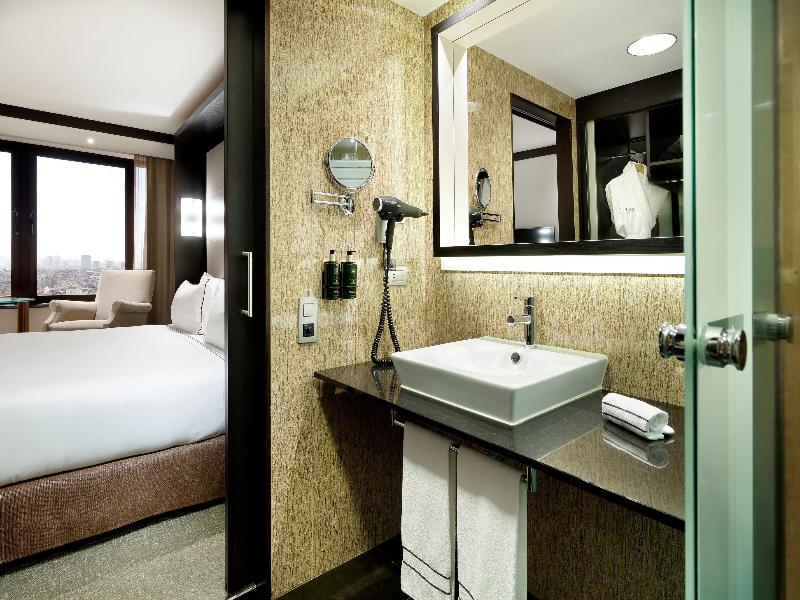 Melia Barcelona Sarria image
