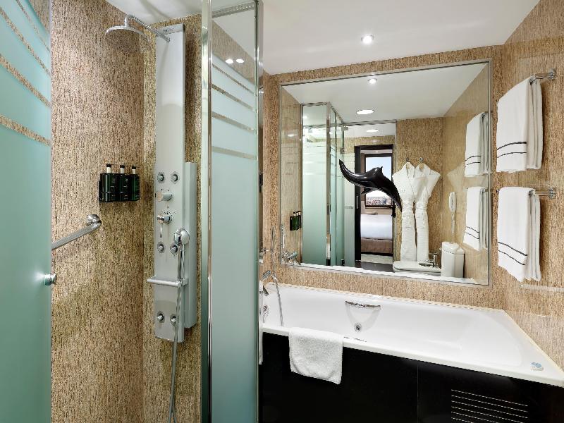 Melia Barcelona Sarria image