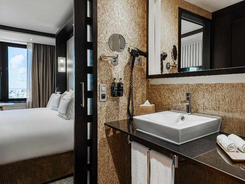 Melia Barcelona Sarria image