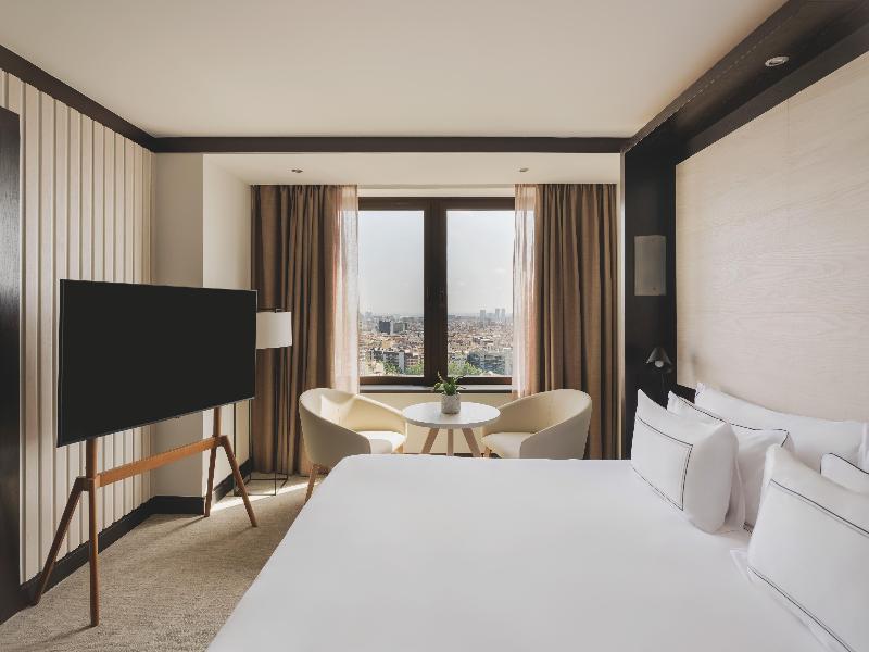 Melia Barcelona Sarria image