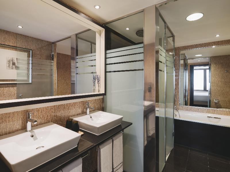 Melia Barcelona Sarria image