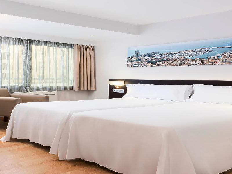 Hotel Alicante Gran Sol Affiliated by Melia image