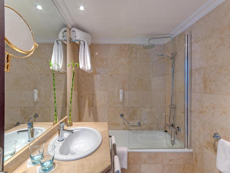 Hotel Alicante Gran Sol Affiliated by Melia image