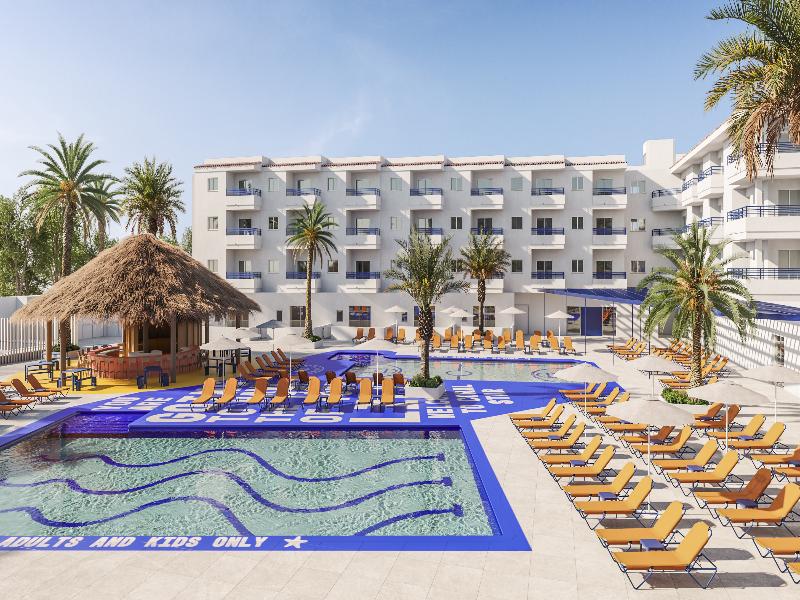 Coral Star Hotel & Apartments image