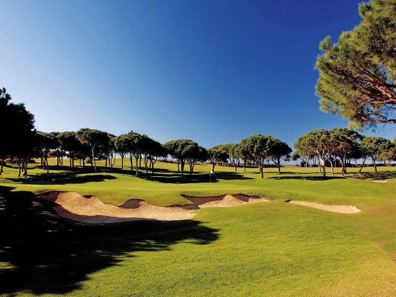 Pine Cliffs Hotel, a Luxury Collection Resort image