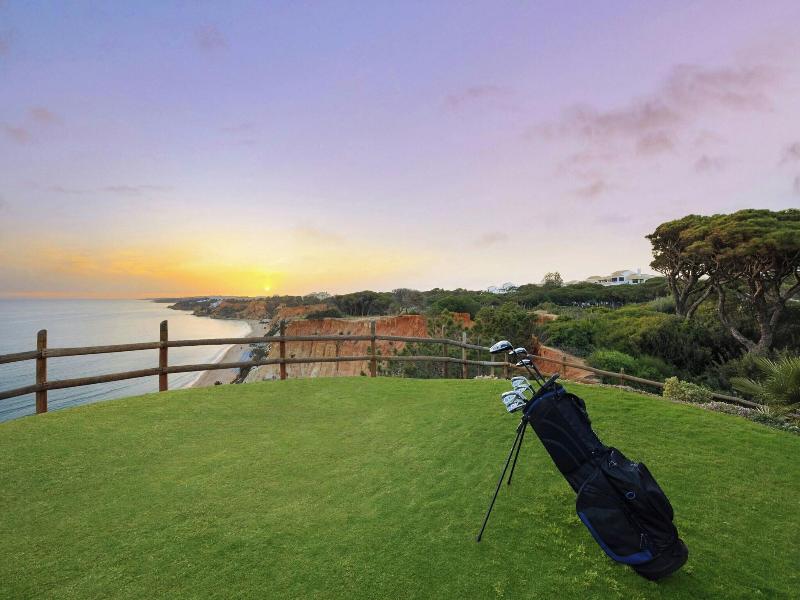 Pine Cliffs Hotel, a Luxury Collection Resort image