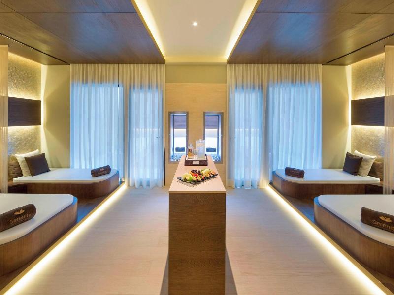 Pine Cliffs Hotel, a Luxury Collection Resort image
