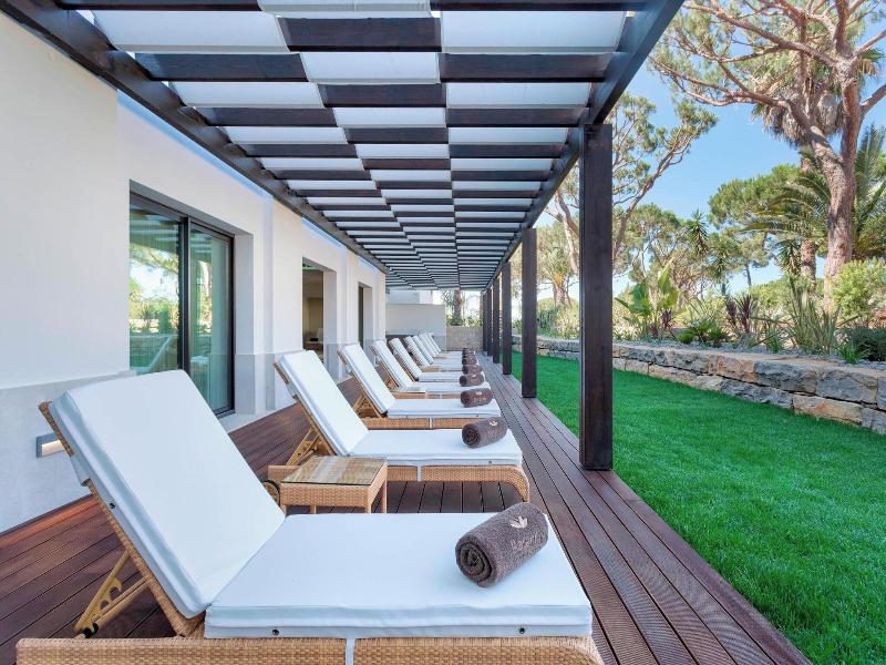 Pine Cliffs Hotel, a Luxury Collection Resort image