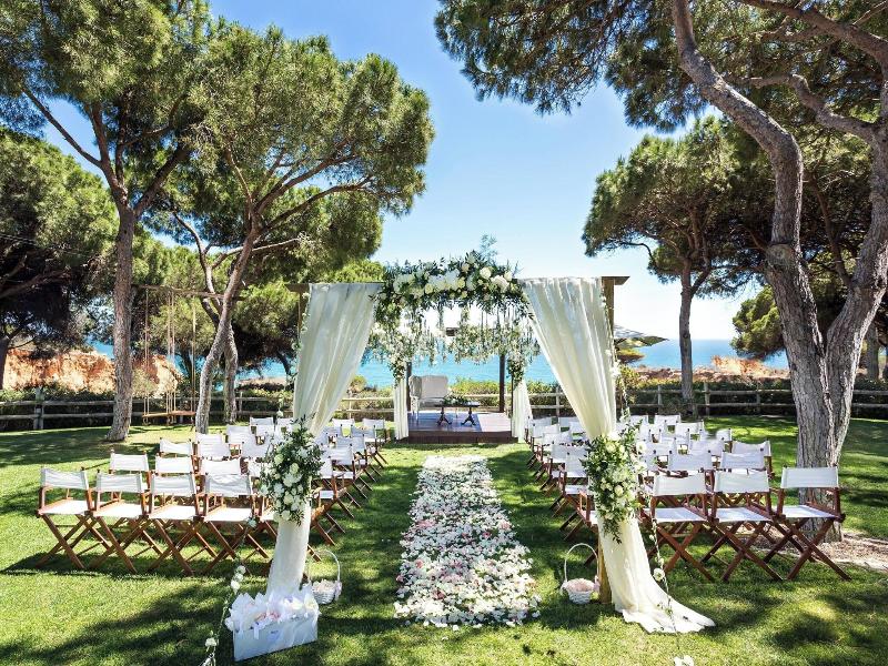Pine Cliffs Hotel, a Luxury Collection Resort image