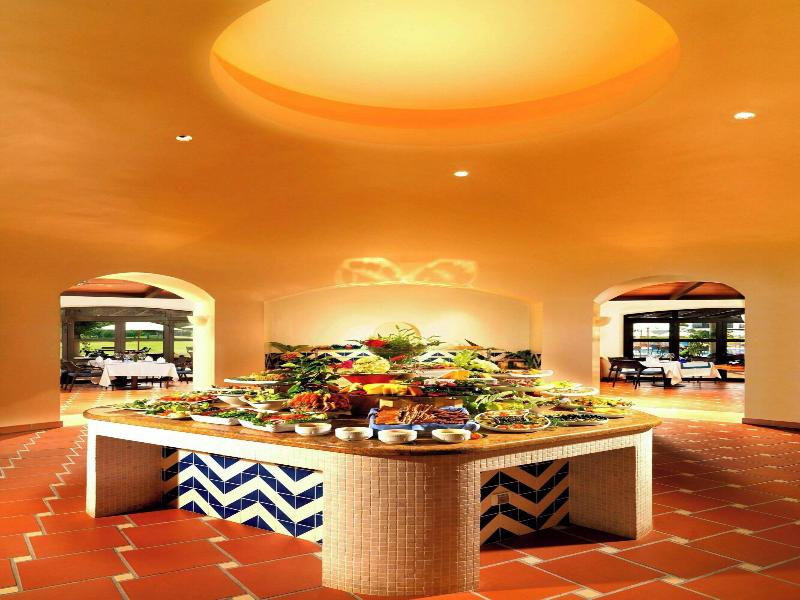 Pine Cliffs Hotel, a Luxury Collection Resort image