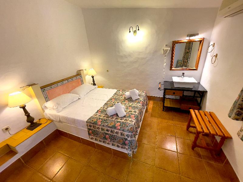 Quinta do Mar Country & Sea Village image