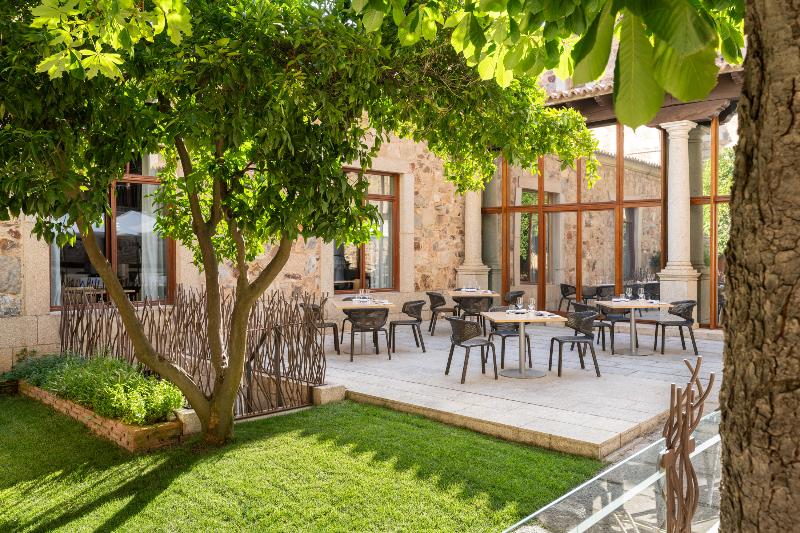 Parador de Caceres image