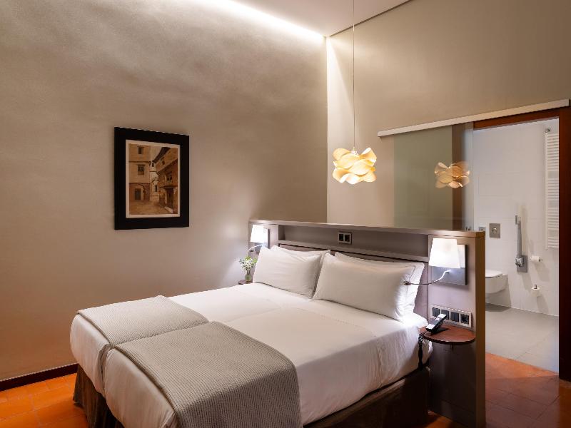 Parador de Caceres image