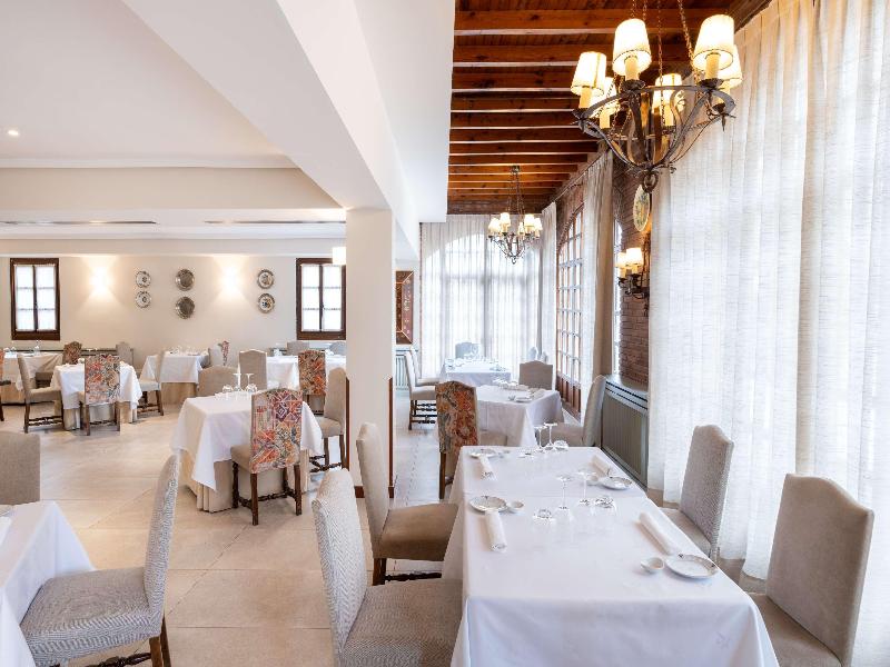 Parador de Calahorra image