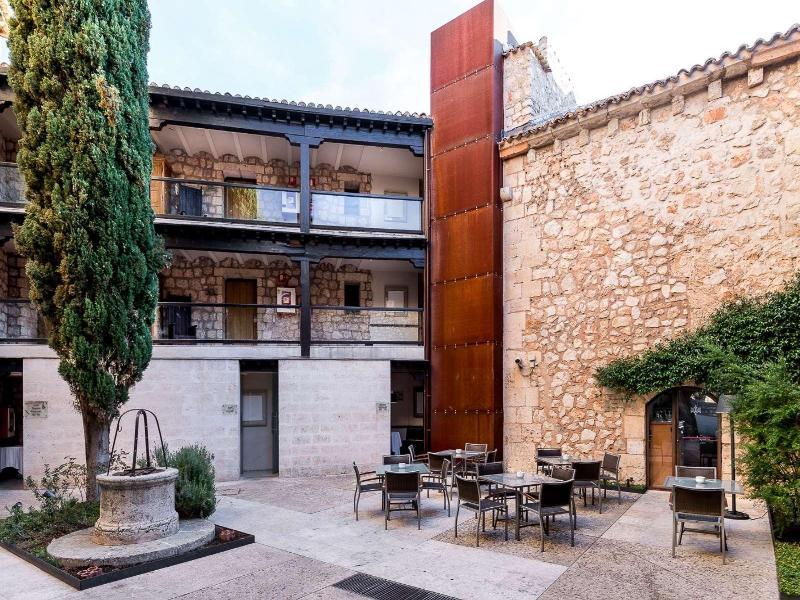 Parador De Alarcon image