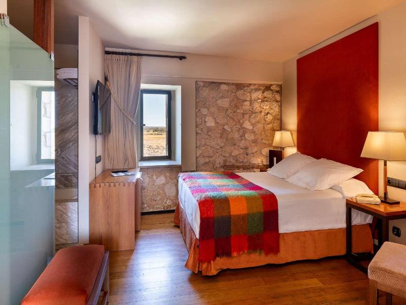 Parador De Alarcon image