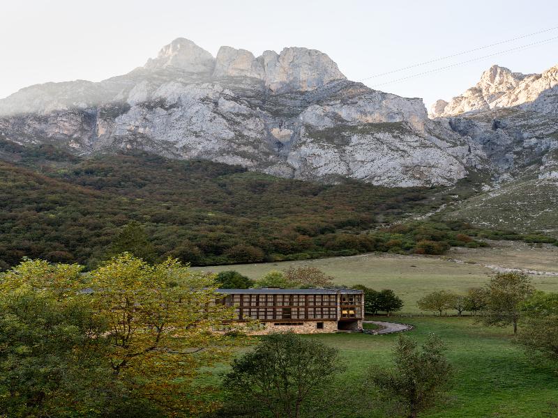Parador de Fuente De image