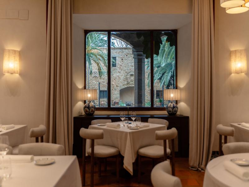 Parador de Jarandilla de la Vera image