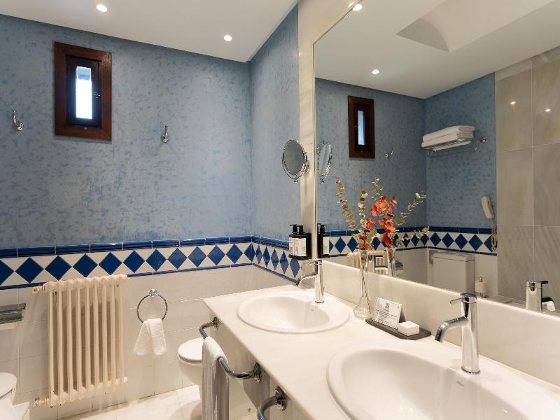 Parador de Jarandilla de la Vera image