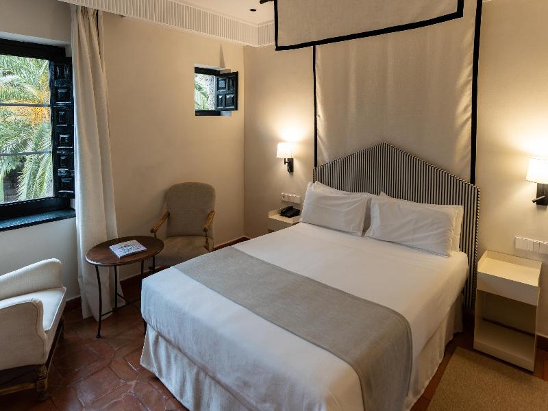 Parador de Jarandilla de la Vera image