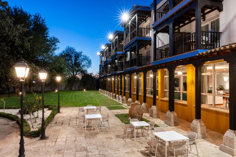 Parador de Manzanares image