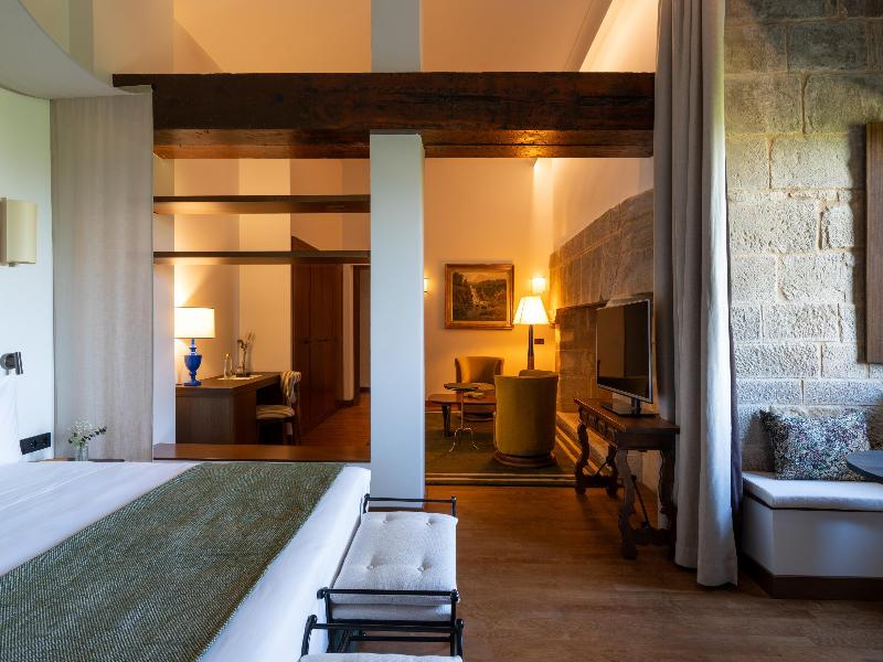 Parador de Olite image