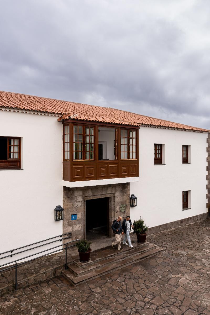 Parador De La Palma image