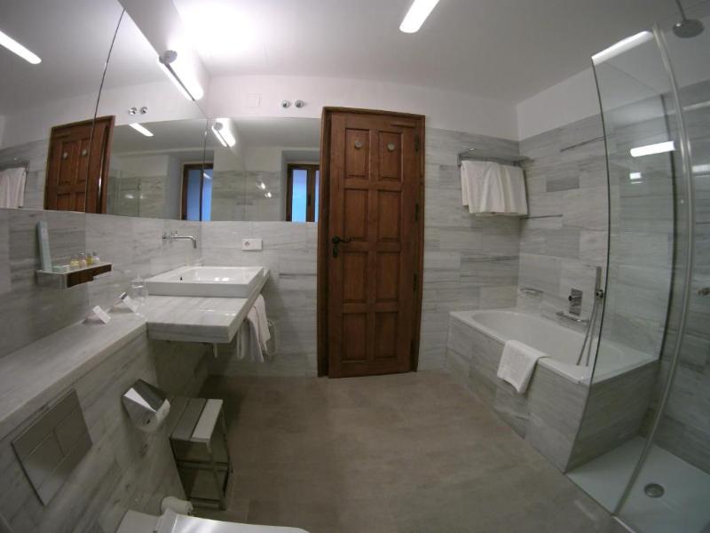 Parador de Santiago de Compostela image