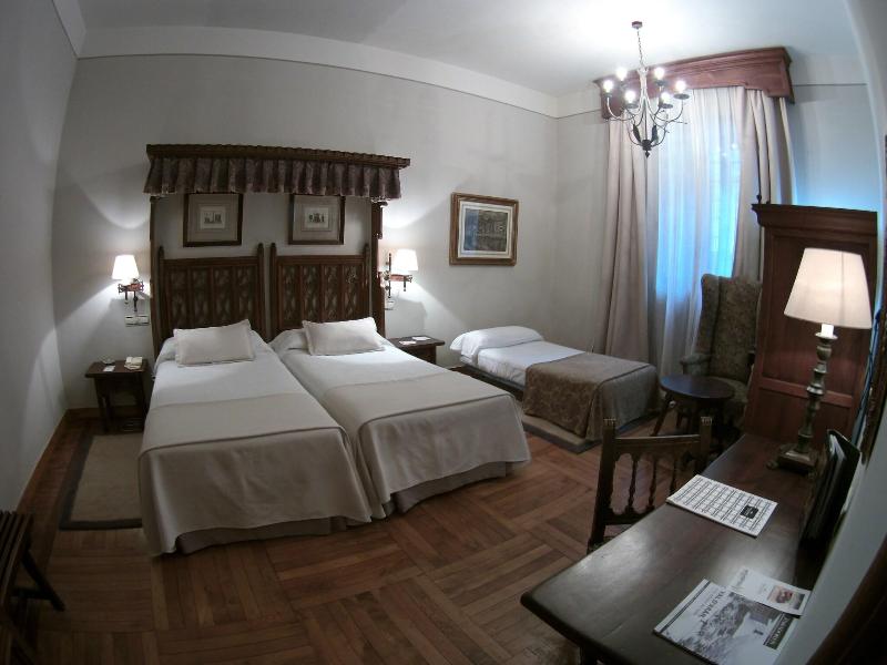 Parador de Santiago de Compostela image