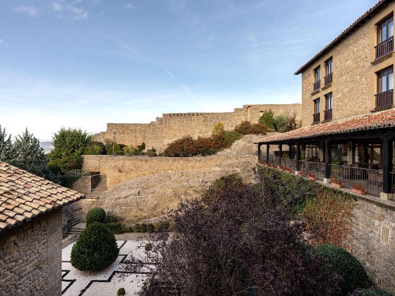 Parador de Sos del Rey Catolico image
