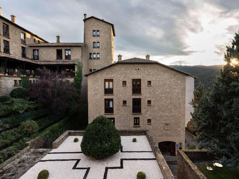Parador de Sos del Rey Catolico image