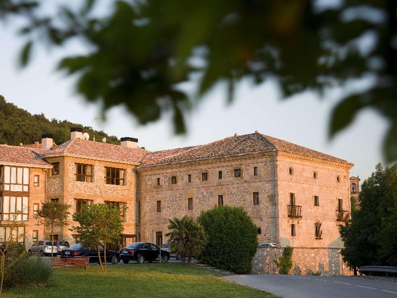 Parador De Argomaniz image