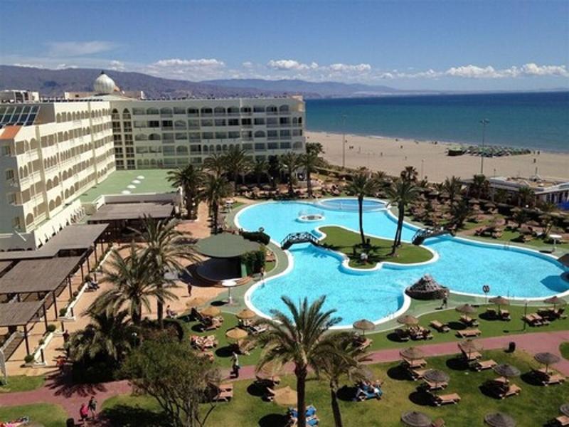 Evenia Zoraida Garden image