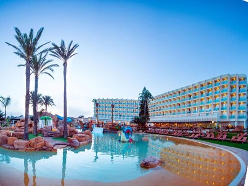 Evenia Zoraida Garden image