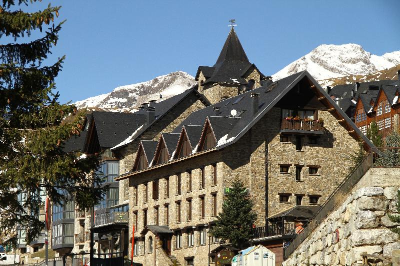 Snö Villa Sallent 3 image
