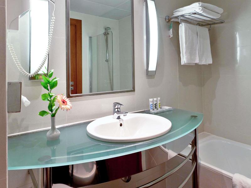 Mercure Lisboa Hotel image