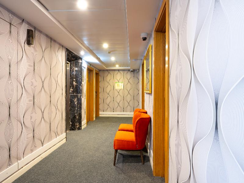 Masa Hotel Almirante image