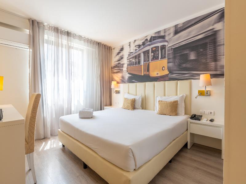 Masa Hotel Almirante image