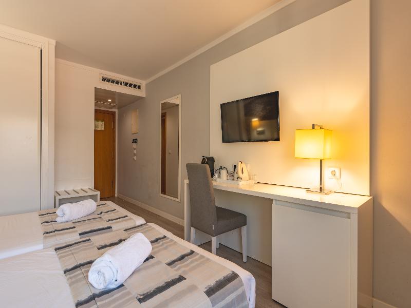 Masa Hotel Almirante image