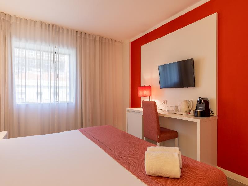 Masa Hotel Almirante image
