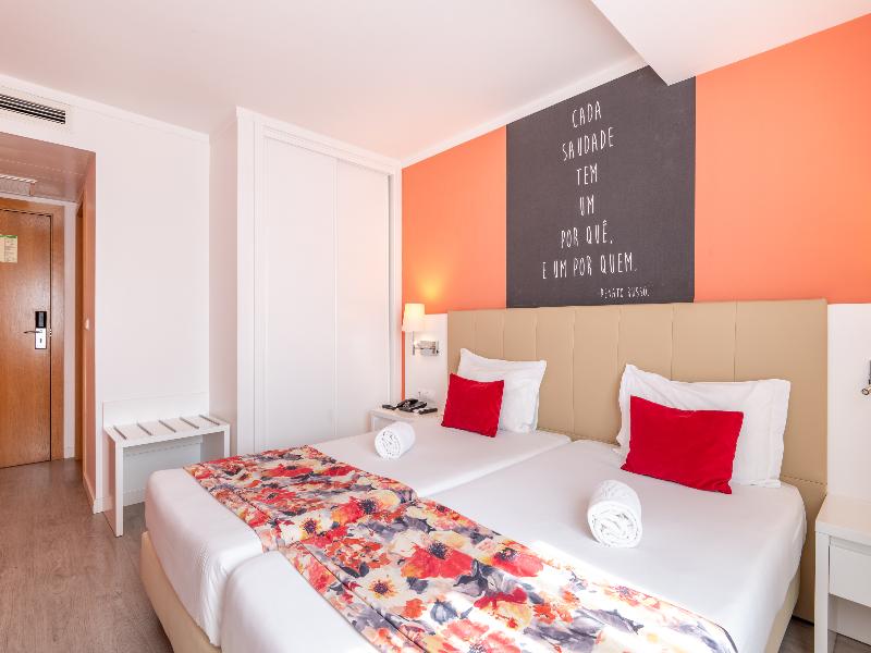 Masa Hotel Almirante image