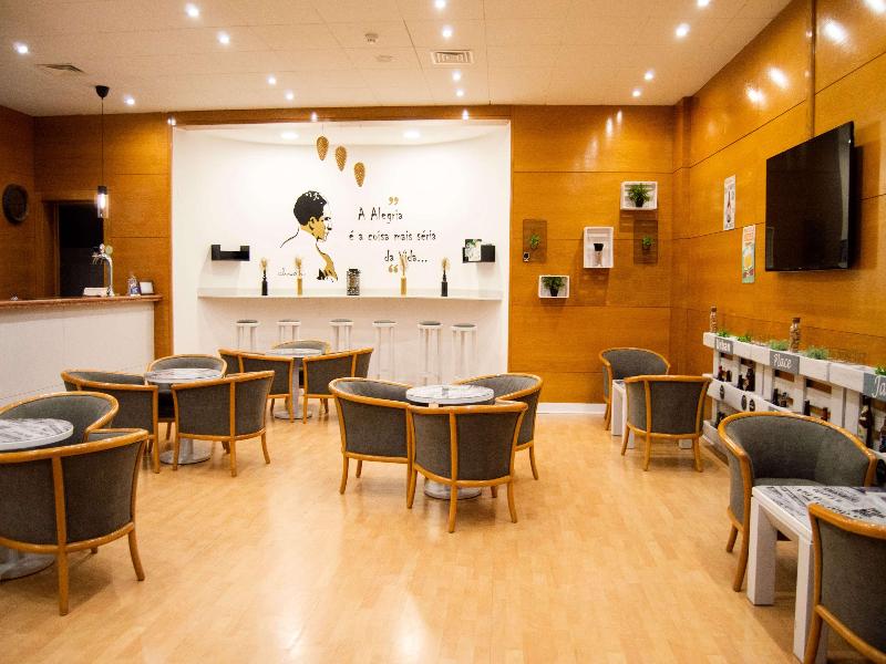 TRYP Montijo Parque Hotel image