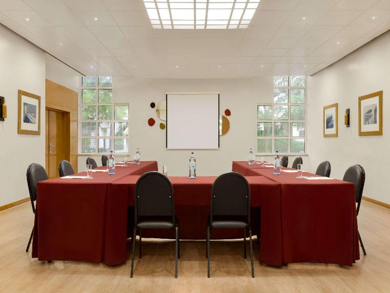 TRYP Montijo Parque Hotel image