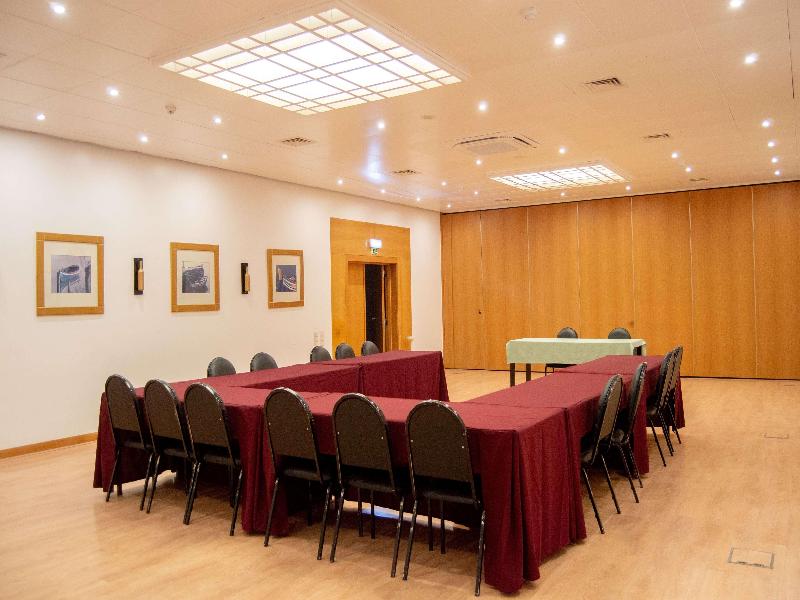 TRYP Montijo Parque Hotel image