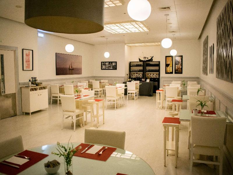 TRYP Montijo Parque Hotel image